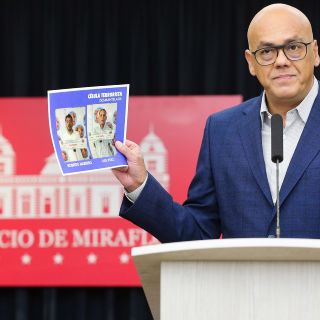 Venezuela expone acusaciones contra asistente de Guaidó