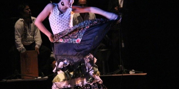 Salsa cubana llena de m&uacute;sica y baile el Palacio de los Deportes