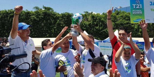 Con doblete del &ldquo;Chicharito&rdquo;, Jalisco es tetracampe&oacute;n del T21 Futbol Down 2019
