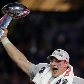Rob Gronkowski anuncia su retiro