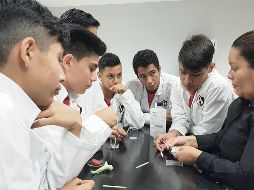 Los futbolistas llevan las materias curriculares de la SEP en los dos niveles de educación. EL INFORMADOR / F. Monclova