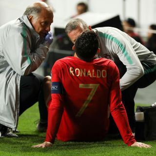 Ronaldo se lesiona; asegura estará listo para la Champions