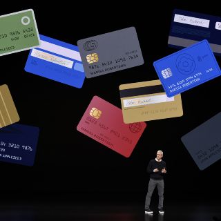Presenta Apple tarjeta de crédito