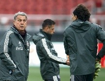 Gerardo Martino no oculta su malestar ante lo ocurrido con Jesús Manuel Corona. MEXSPORT