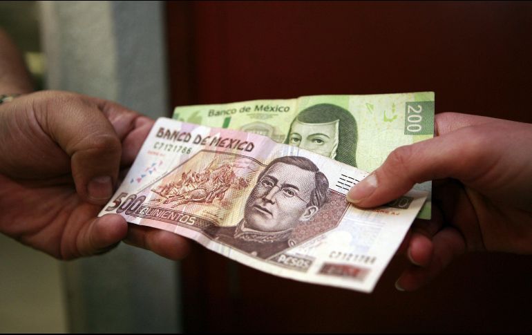 Señalan que hay todavía en México una cultura muy alta del uso del efectivo, pues el 80% y 90% de las transacciones se liquidan de esta manera. EL INFORMADOR / ARCHIVO