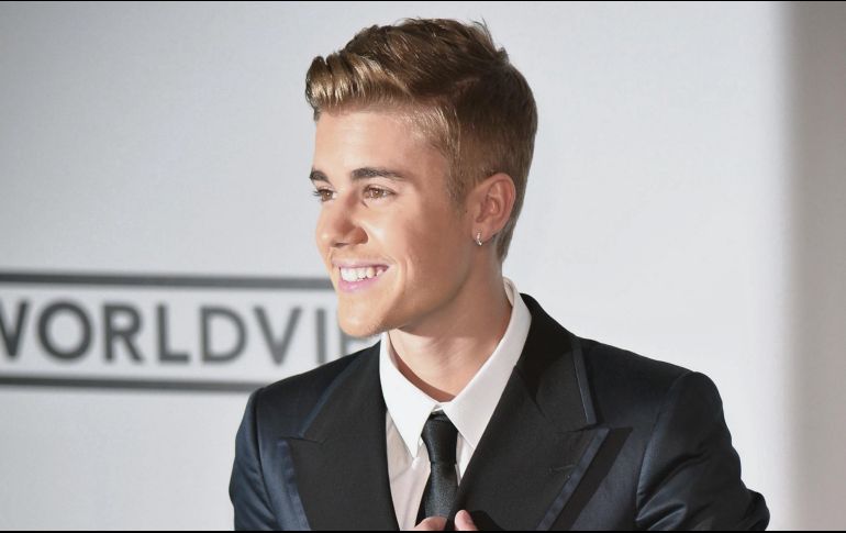 El cantante incluso se tomó el momento para contestar algunos comentarios de odio