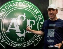 Henzel, tres jugadores de Chapecoense y dos tripulantes de la aerolínea LaMia fueron los sobrevivientes del accidente aéreo cerca de Medellín, Colombia, en noviembre de 2016. AFP / N. Almeida