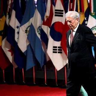 López Obrador debió mandarse esa carta él mismo: Vargas Llosa