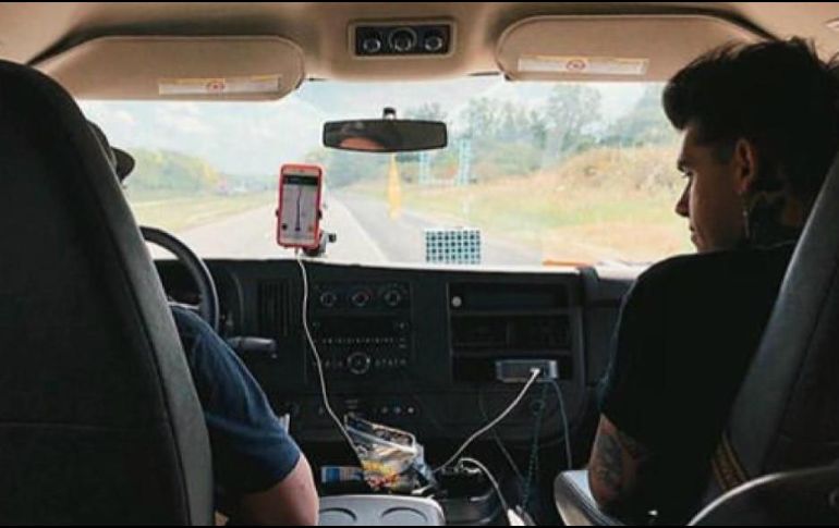 Con Waze Carpool, los usuarios pueden elegir a sus compañeros de viaje mediante la revisión de sus perfiles, calificaciones, cantidad de amigos en común o filtros. TWITTER / @waze