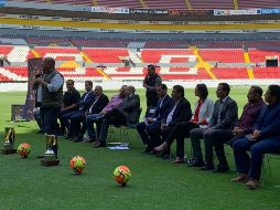 El premio para los ganadores del torneo será un viaje a España para enfrentar a equipos de divisiones inferiores y ver jugar al Real Madrid. @copa_jalisco