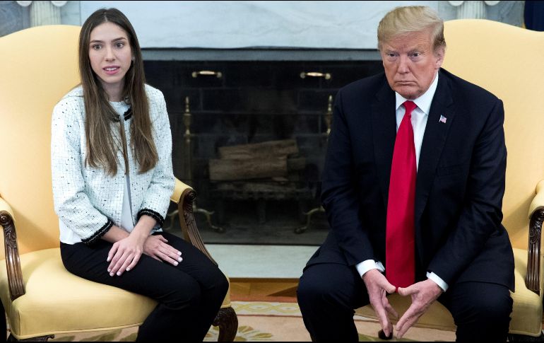 Fabiana Rosales y Donald Trump sostuvieron una charla en la Casa Blanca. EFE/M. Reynolds