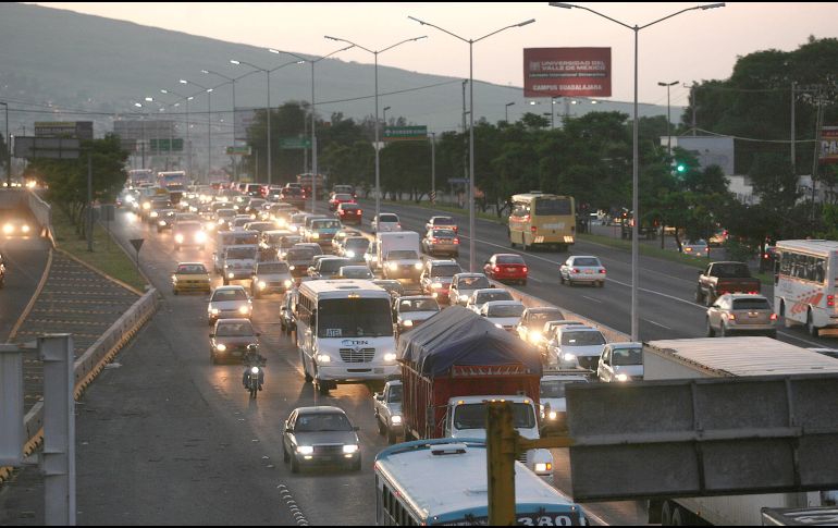 Aunque algunos tramos del Periférico se encuentran en litigio, en la mayor parte del trazado no hay ningún problema para arrancar las obras. EL INFORMADOR/Archivo