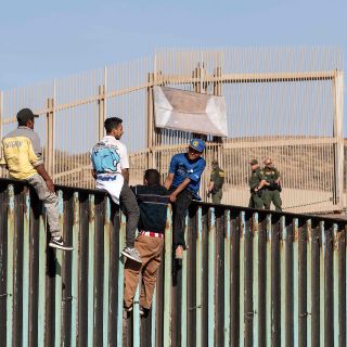 Trump amenaza de nuevo con cerrar la frontera con México