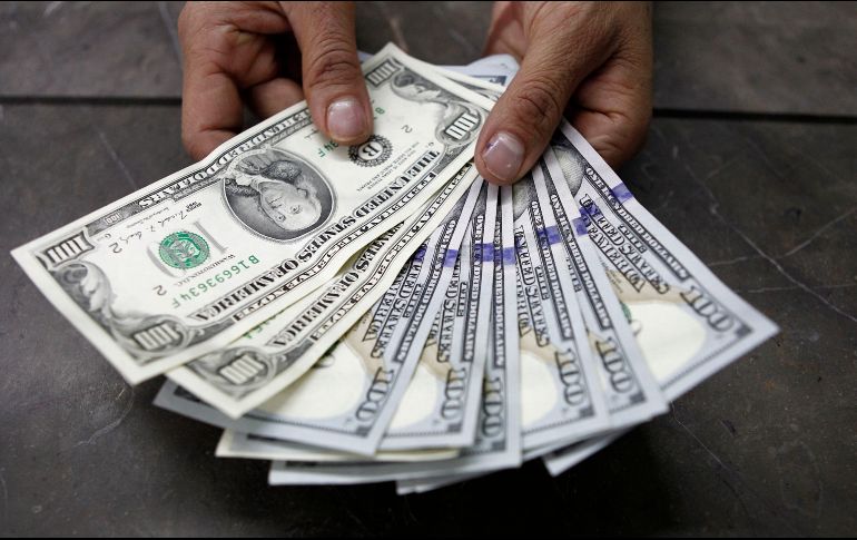 El banco BASE prevé que el tipo de cambio cotice entre 19.20 y 19.50 pesos por dólar. EL INFORMADOR / ARCHIVO