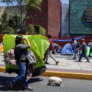 Sánchez Cordero niega parálisis legislativa por bloqueos