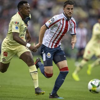 Chivas quiere ganar ya, jugando como sea