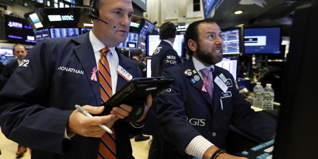 Wall Street sube, impulsado por el rendimiento de los bonos