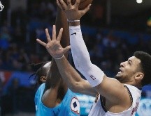 Jamal Murray (izq.) destacó ayer por los Nuggets ante el Thunder, convirtiéndose en el mejor anotador del equipo de Denver con 27 puntos. AP / S. Ogrocki