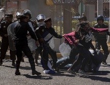 Policías antidisturbios interrumpen una manifestación fugas o 