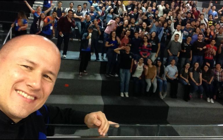 La clase masiva se realizará el 23 de abril en el “Escenario Jalisco” de 14:15 a 15:00 horas. FACEBOOK/julioprofenet