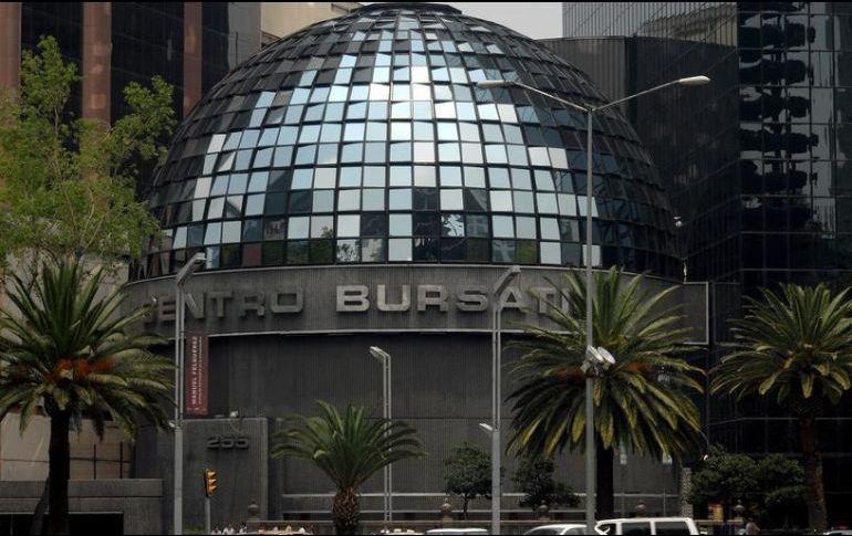 El mercado accionario local opera con un volumen de 519.5 mil títulos, por un importe económico de 18.8 millones de pesos. NTX / ARCHIVO