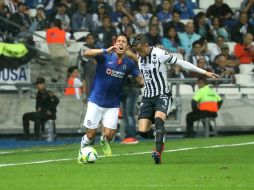 Javier Salas fue operado tras romperse el tendón de Aquiles el sábado en Monterrey. TWITTER / @Cruz_Azul_FC