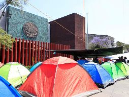 La CNTE levantó el jueves pasado su campamento afuera de la Cámara de Diputados, después de conversar con el secretario de Educación Pública. SUN
