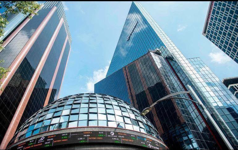 El mercado accionario anunciará cuando las operaciones se reanuden. AFP / ARCHIVO