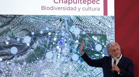 Durante la conferencia, Orozco hizo énfasis en la propuesta ambiental, que incluso consideraría tener un jardín botánico. SUN / A. Monroy