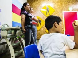 López Obrador dice que es mentira que su gobierno quiera cancelar el programa de estancias infantiles, sino que ahora los recursos se entregarán de manera directa a los padres de familia. EL INFORMADOR / ARCHIVO