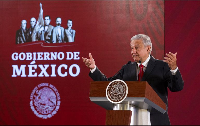 Durante su conferencia de prensa, López Obrador señaló que debe haber protección tanto del que acusa como del acusado. NTX / J. Pazos