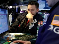 El índice industrial Dow Jones alcanzó los 26 mil 218.13 puntos. AP/R. Drew