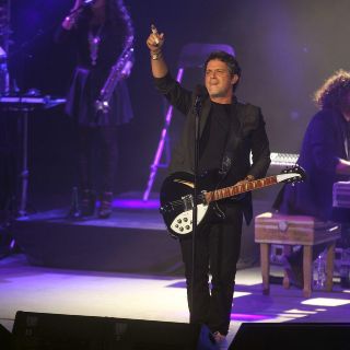 Alejandro Sanz aplaza la promoción de su disco