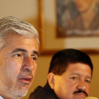 Senador propone crear un banco de migrantes