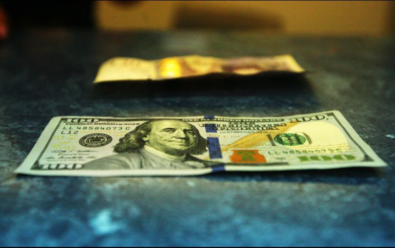 El tipo de cambio para solventar operaciones denominadas en moneda extranjera en el país es de 19.1728 pesos. EL INFORMADOR / ARCHIVO