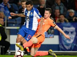 Corona fue titular y salió de cambio al minuto 64. AFP/M. Riopa