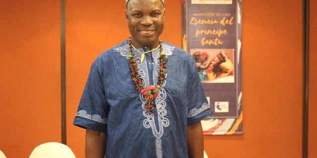 El pr&iacute;ncipe de Camer&uacute;n sufre accidente de auto en Acapulco