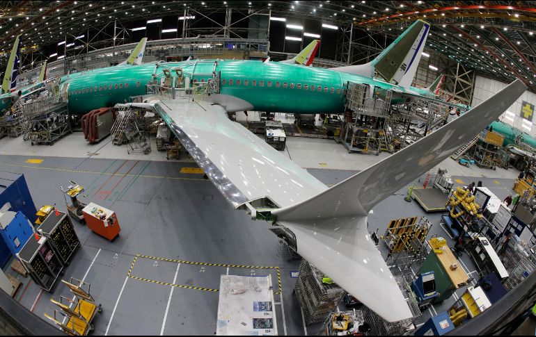 La reducción de la producción será temporal, y no afectará ni los puestos de trabajo ni otros programas relacionados con el modelo 737 MAX. AP/T. Warren