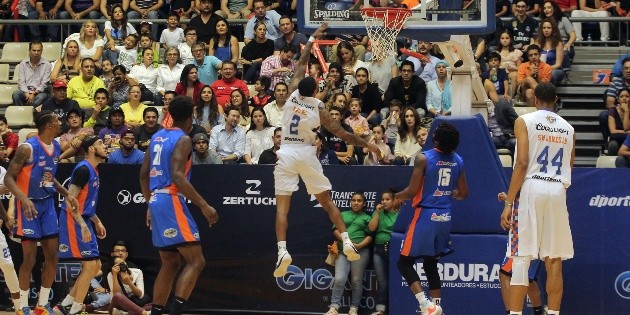 Gigantes inicia con el pie derecho