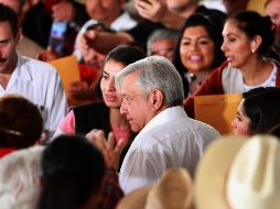 Andrés Manuel explica que se hará un censo para conocer la situación de los maestros del país a fin de acabar con los problemas que hay en este sistema. NTX/ F. Estrada