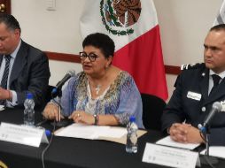 Autoridades dieron a conocer, en rueda de prensa, que en este caso podrían estar involucrados notarios y hasta personal del Instituto Nacional de Migración. ESPECIAL