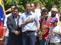 Guaidó aseguró que el crudo del país financia a la inteligencia cubana en Venezuela. AFP/M. Delacroix