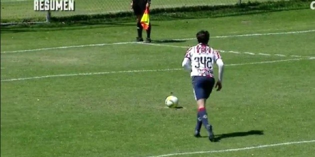 Penalti de Chivas Sub-17 se vuelve viral