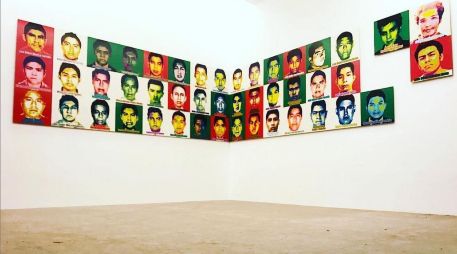 En las imágenes que el artista ha compartido en los últimos días se observan los retratos de los estudiantes normalistas desaparecidos. INSTAGRAM/aiww