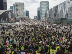 Los manifestantes del movimiento se reunieron en el distrito financiero de París, en el Arco de La Defensa. EFE