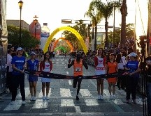 Kibet logra imponer condiciones desde temprano, pues llevaba una ventaja cercana a los 50 metros sobre el resto de los fondistas. EL INFORMADOR / D. Reos