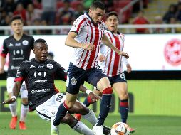 Chivas ha ligado cinco derrotas en sus últimos seis encuentros. AFP/U. Ruiz