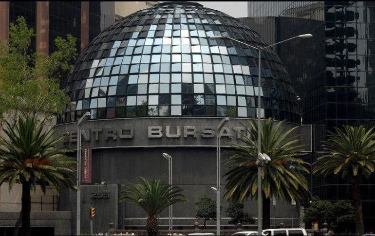 El mercado accionario local opera en un volumen de 1.3 millones de títulos, por un importe económico de 38.1 millones de pesos. NTX / ARCHIVO