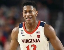 De’Andre Hunter encestó 27 puntos e hizo las anotaciones clave para el triunfo de Virginia. AFP / S. Lecka