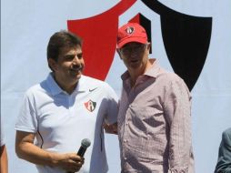 La venta de Atlas genera incógnitas, como ¿qué hará Ricardo Salinas Pliego con todas sus gorras del Atlas? MEXSPORT / ARCHIVO